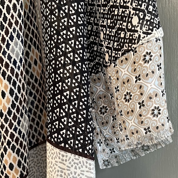 Figueroa Flower Blouse - Picture 3 of 6